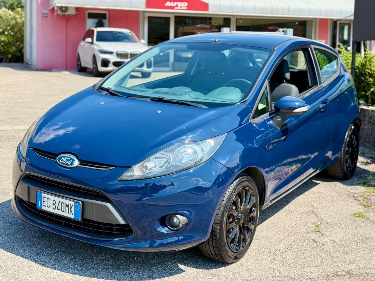 Ford Fiesta 1.4 TDCi 68CV 3 porte 143.000Km NEOPATENTATI