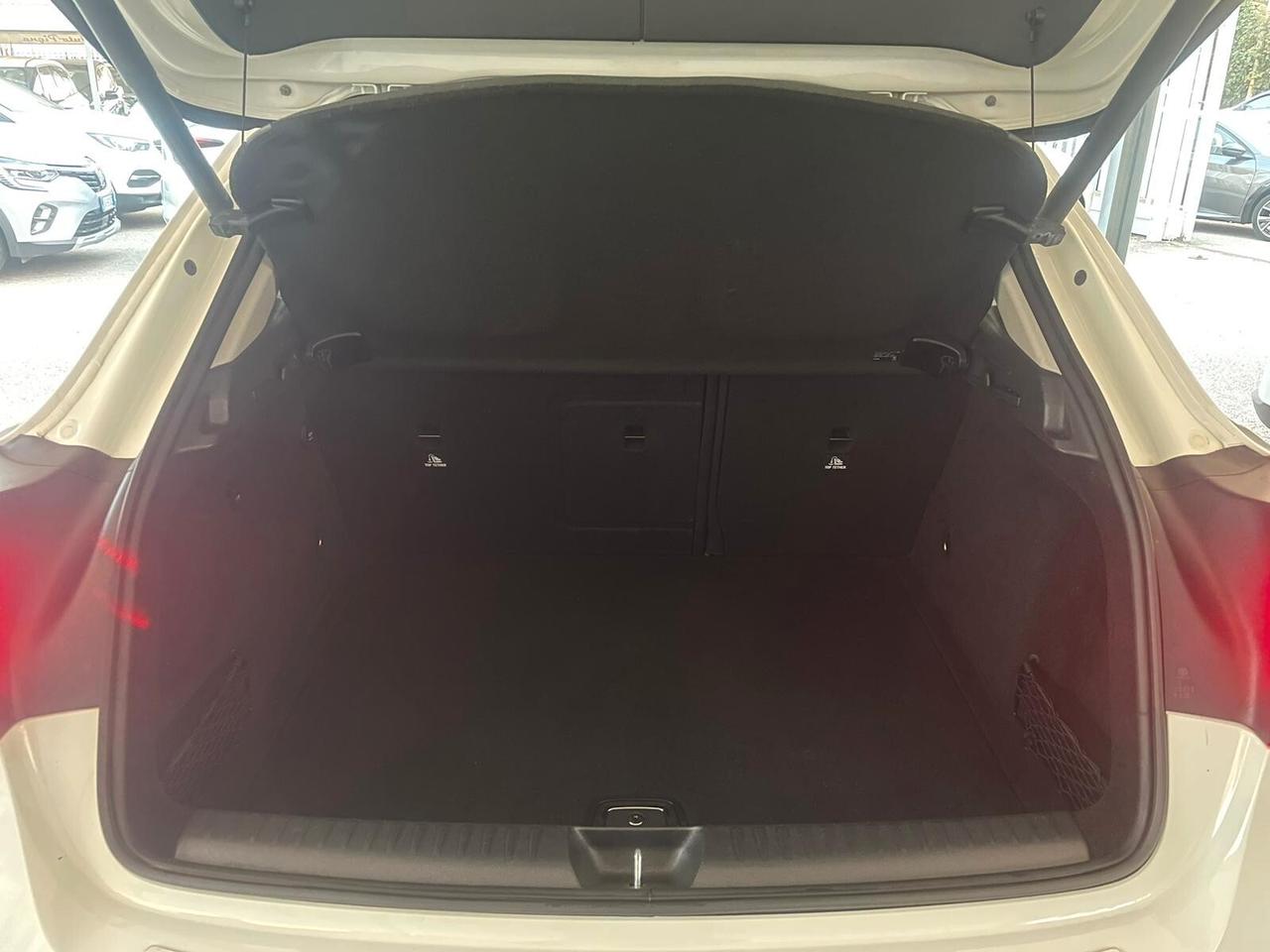 Mercedes-benz GLA 200 d Automatic Premium