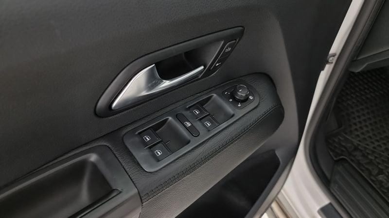 Volkswagen Amarok 3.0 V6 TDI 4MOTION BMT permanente aut. DC Comfortline