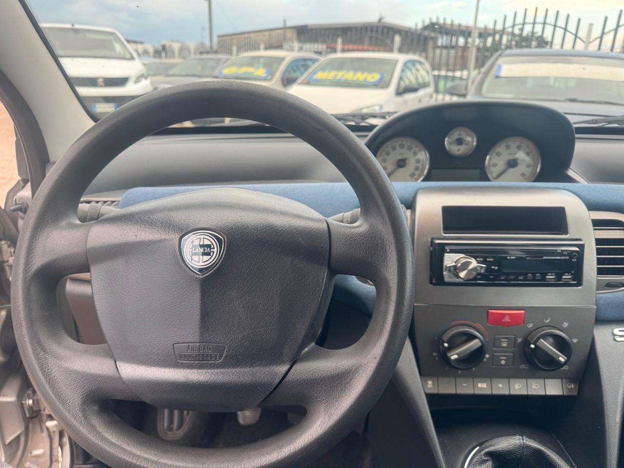 Lancia Ypsilon 1.2 Oro