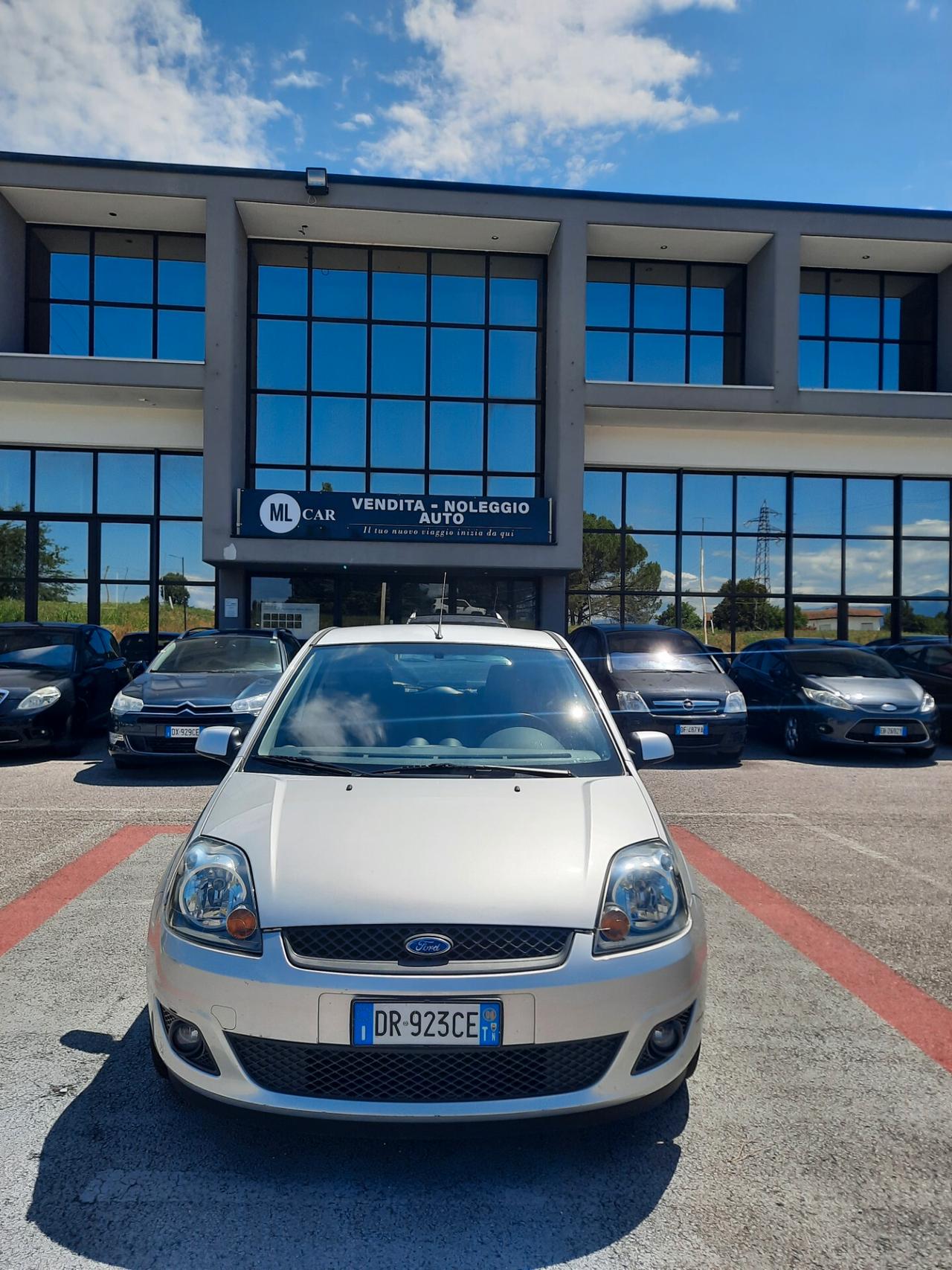 Ford Fiesta 1.2 16V 3p. Ghia OK NEOPATENTATI