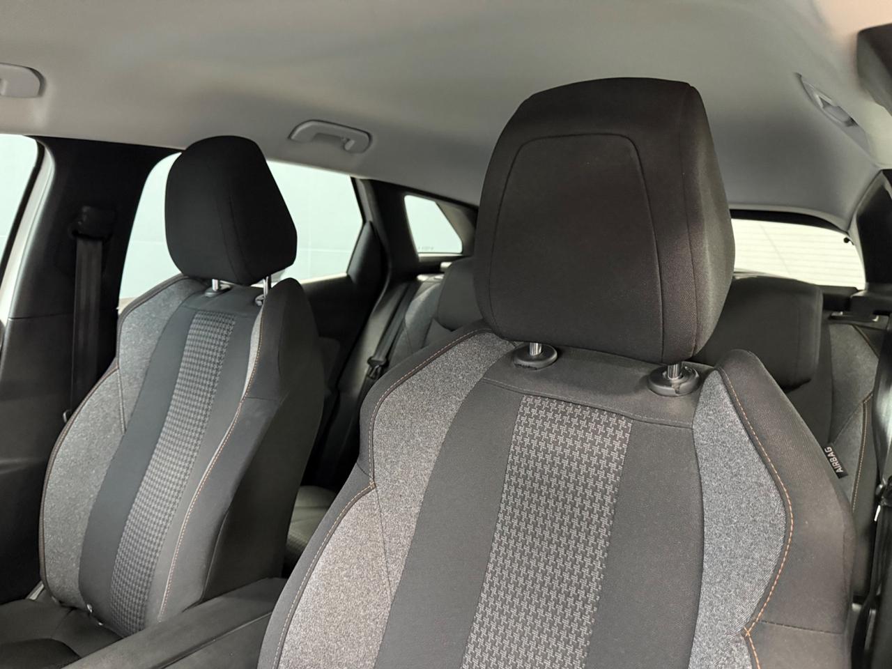 Peugeot 3008 BlueHDi 130 S&S Allure Manuale