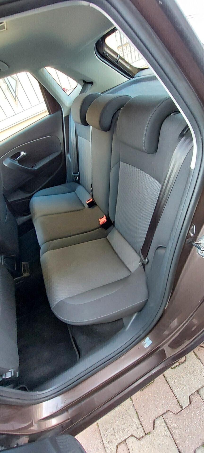 POLO 1,4 DIESEL 90 CV DSG CAMBIO AUTOMATICO 7 RAPPORTI STRAFULL OPTIONAL IMPECCABILE