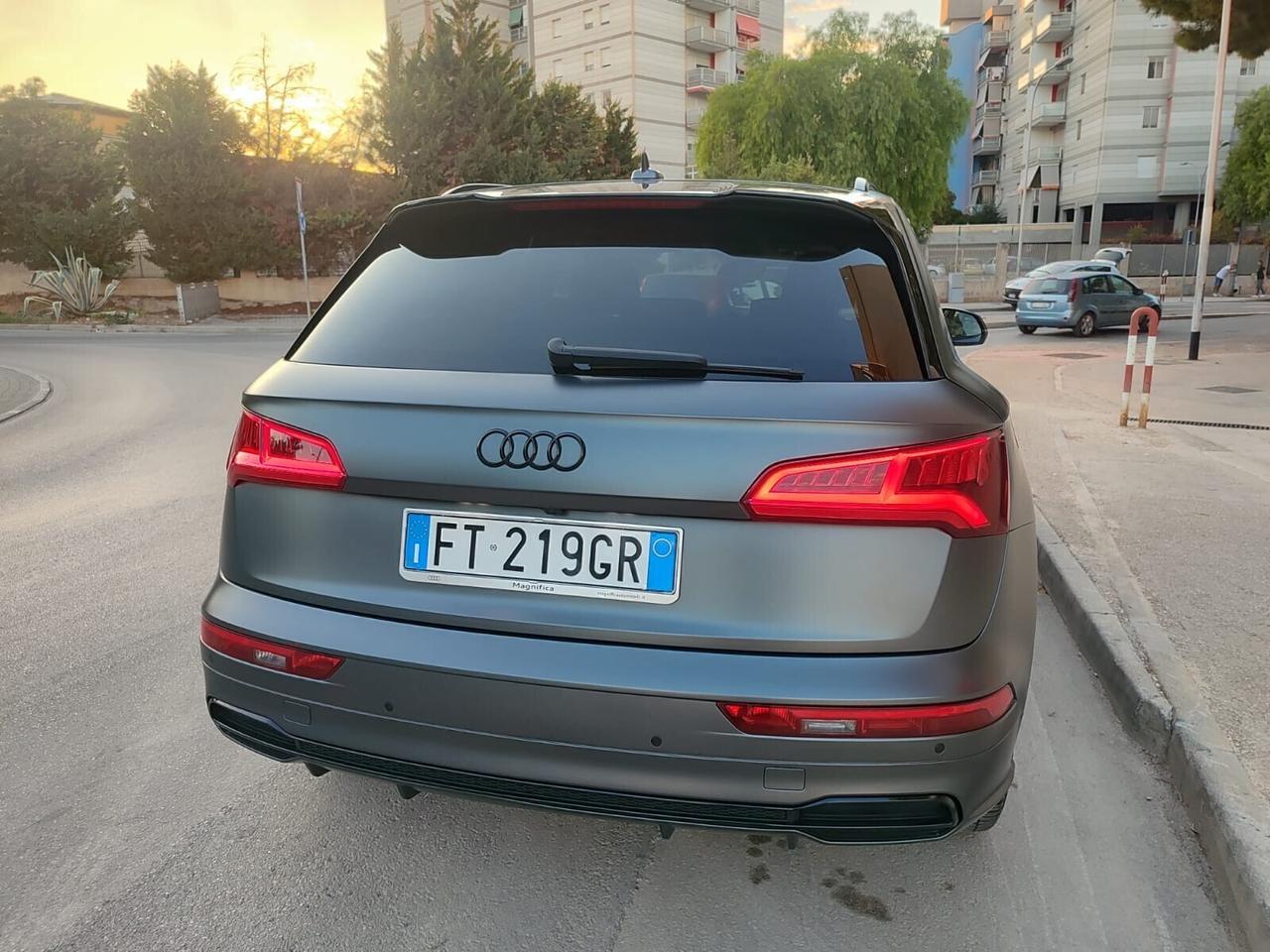 Audi Q5 2.0 TDI 190CV S Line FULL!!! PARI NUOVO!!!