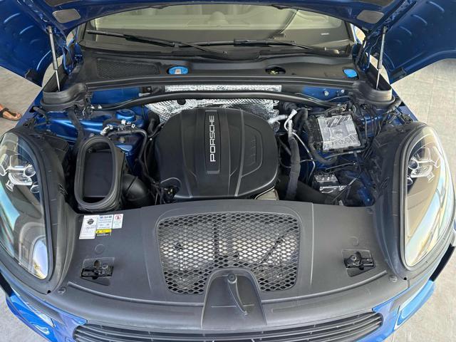 PORSCHE Macan 2.0