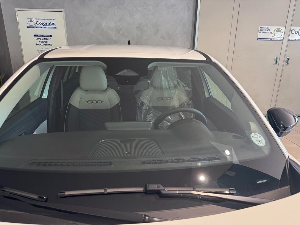 Fiat 600 1.2 hybrid La Prima 110cv auto Navi Led App conn Cam 18" Neopat