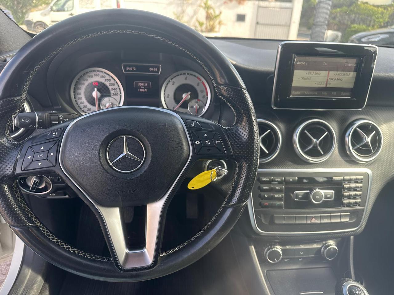 Mercedes Classe A 180 d Sport (2014) | Stile Premium e Comfort Superiore (11.500€)