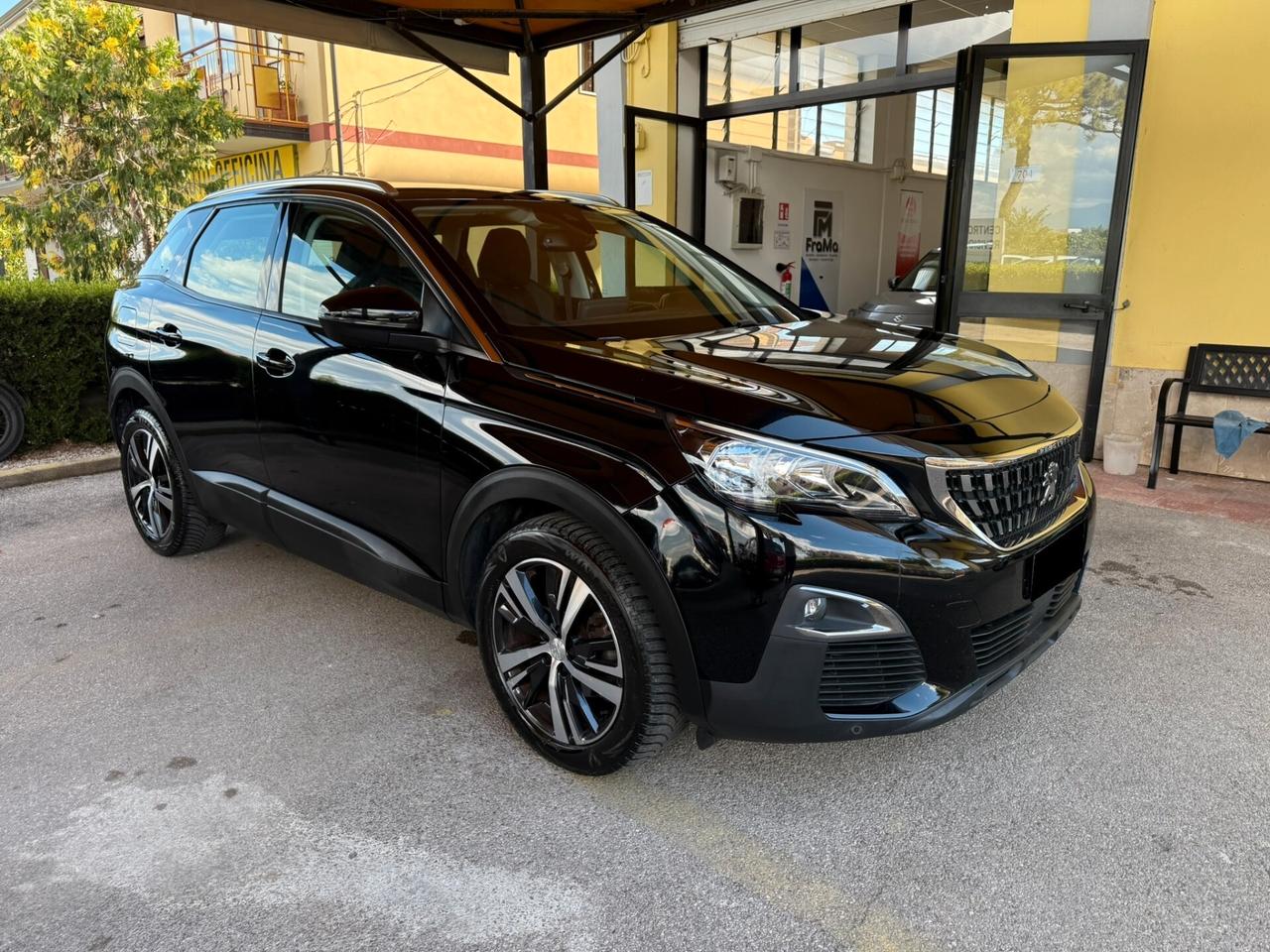 Peugeot 3008 BlueHDi 130 S&S Business