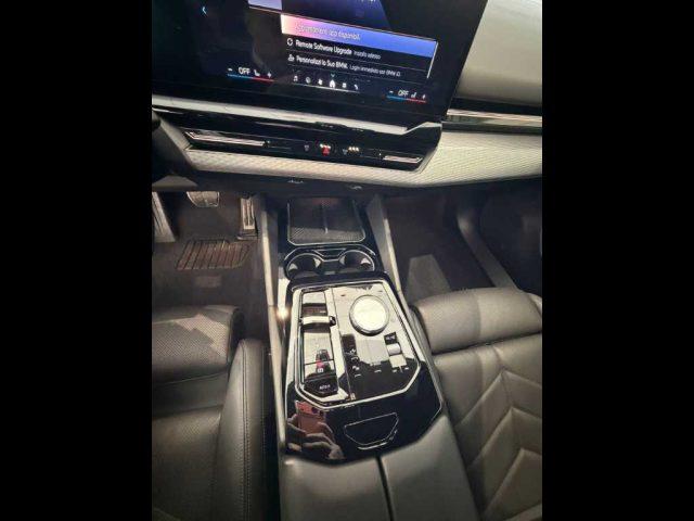 BMW 520 S. 5(G60/61/90/99) - d 48V xDrive Touring Msport P