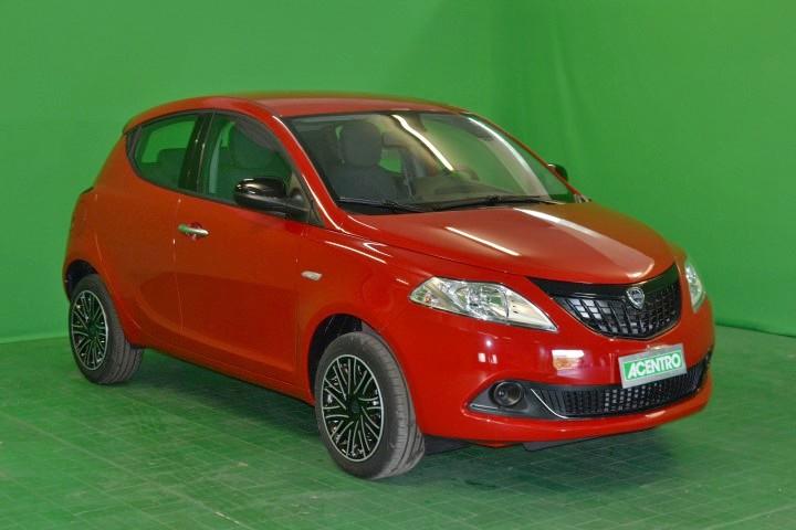 LANCIA New Ypsilon 5 porte - 70CV HYBRID ORO