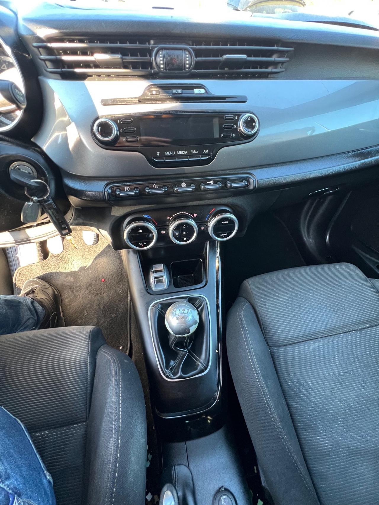 Alfa Romeo Giulietta 1.6 JTDm-2 105 CV Progression