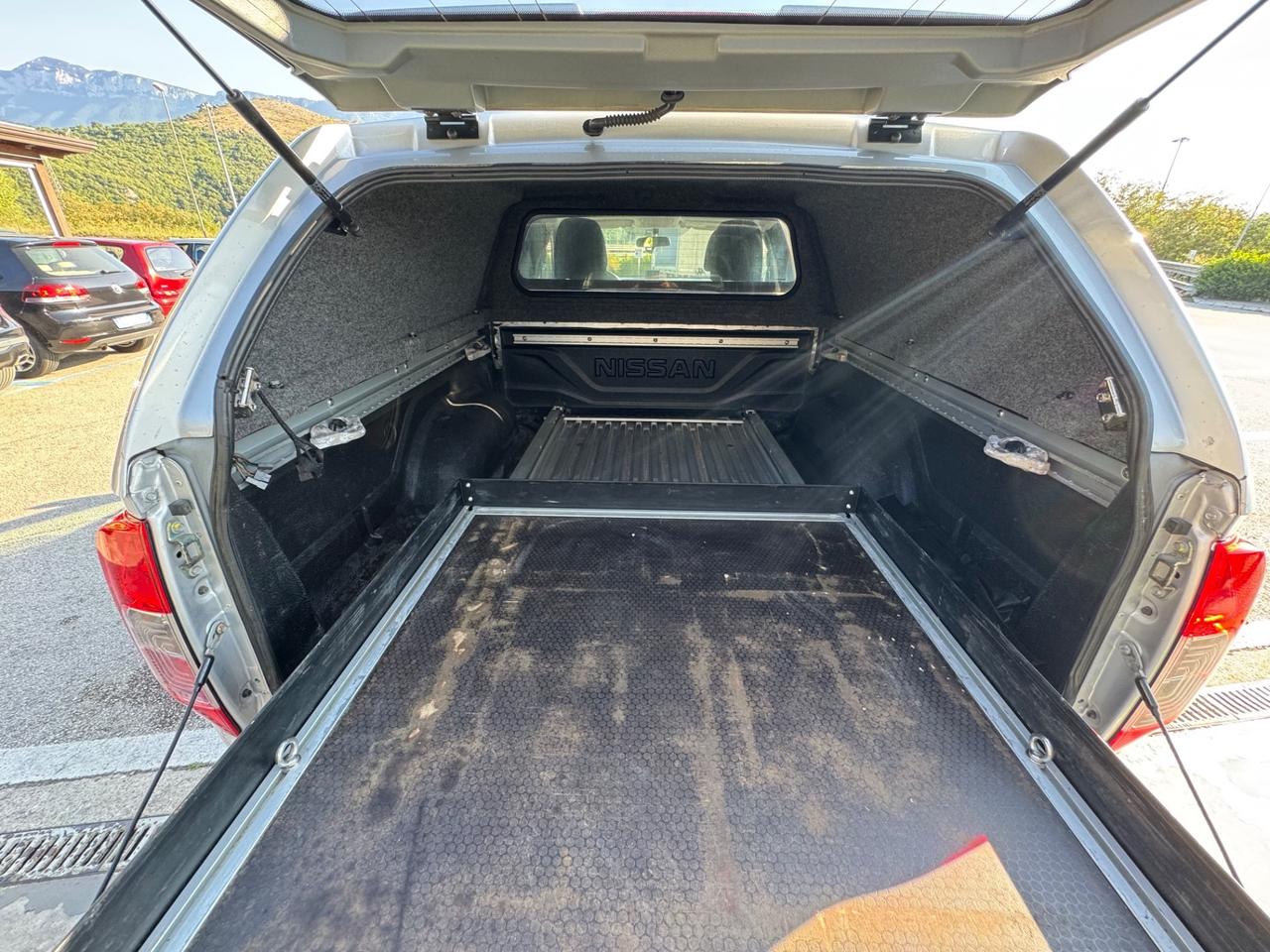 Nissan Navara 2.3 dCi 4WD King Cab, Pedana Scorrevole, hardtop