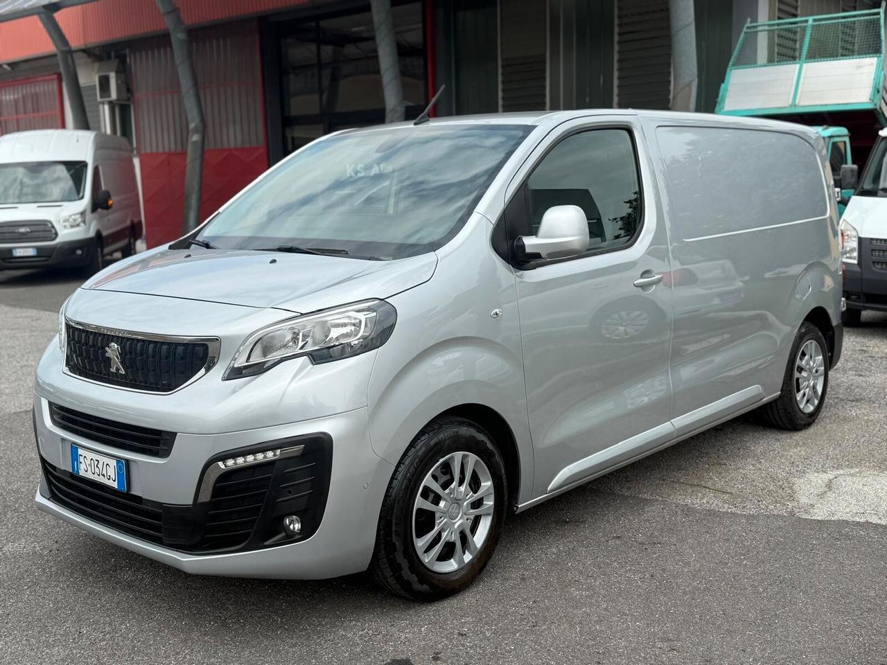 Peugeot Exper 1.6 blue-HDi premium h2 l1