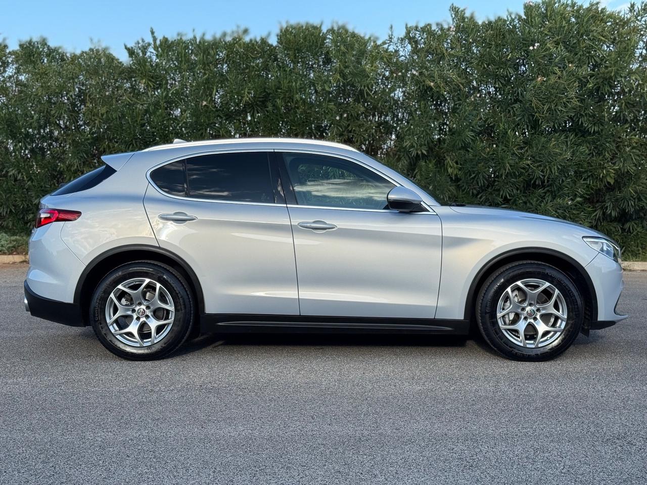 Alfa Romeo Stelvio 2.2 Turbodiesel 190 CV AT8 Q4 Business