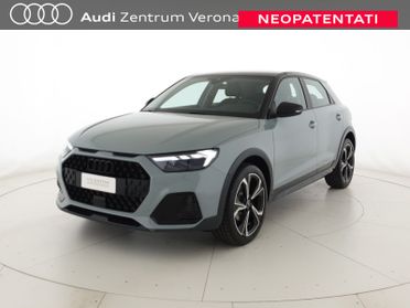 Allstreet 30TFSI 116CV S tronic Identity Contrast
