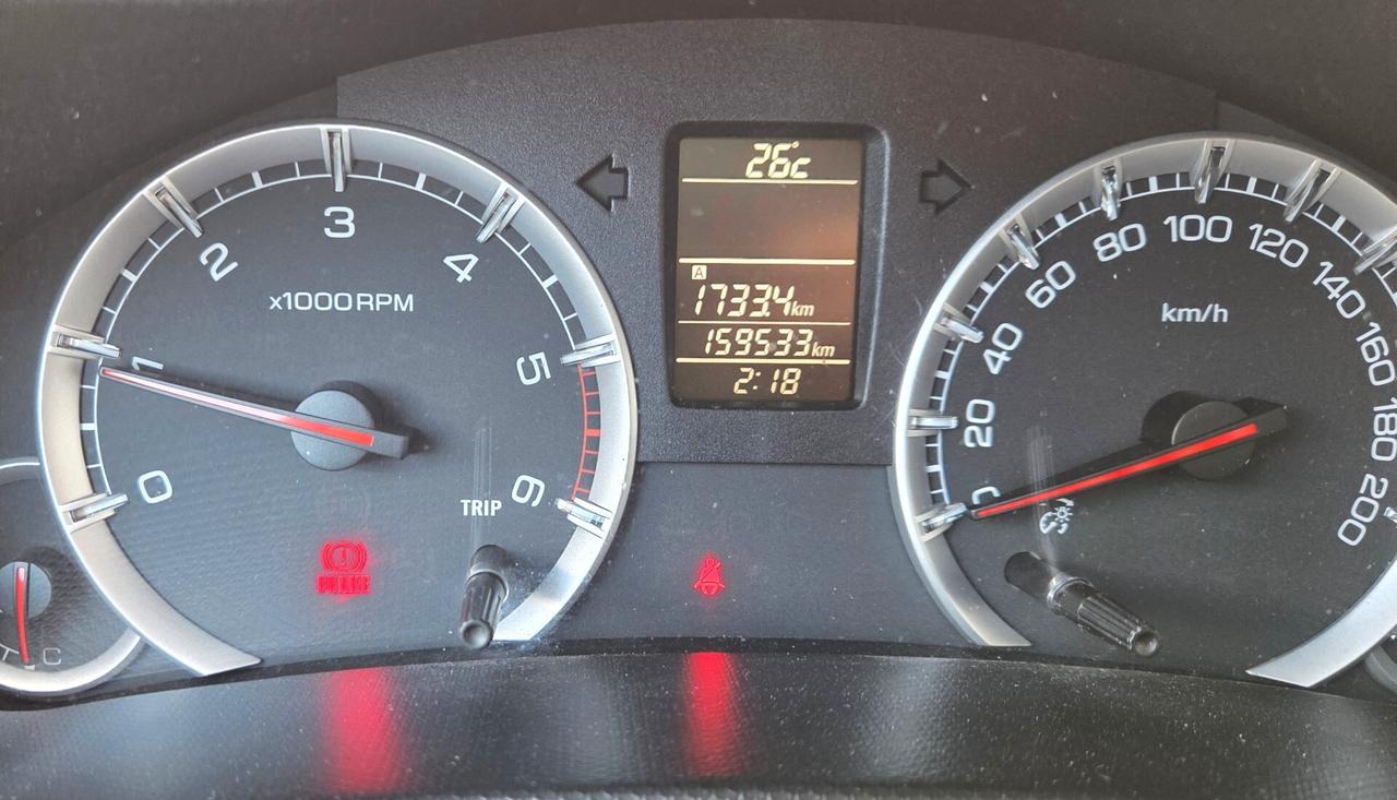 Suzuki Swift 1.3 DDiS FULL NAVI SENSORI TETTO GARANZIA