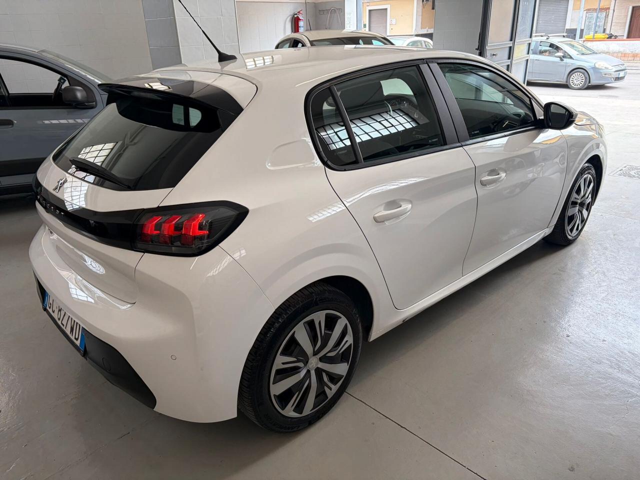 Peugeot 208 PureTech 75 Stop&Start 5 porte Active