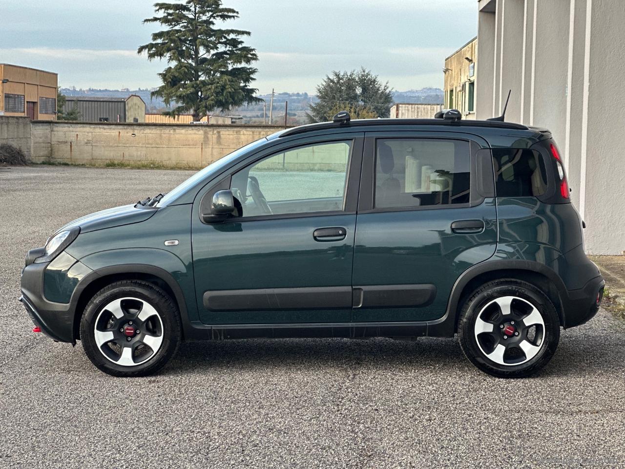 FIAT Panda 1.0 FireFly S&S Hybrid Cross