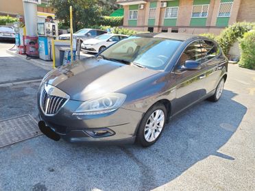 Lancia Delta 1.6 MJT DPF Argento