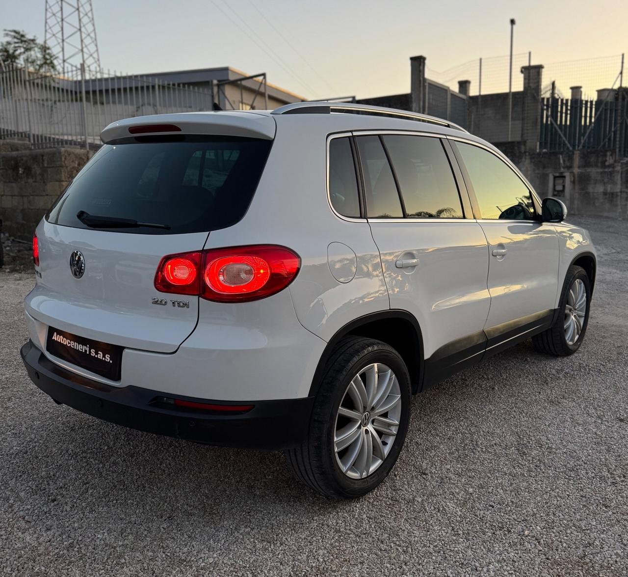 Volkswagen Tiguan 2.0 TDI DPF 4MOTION Sport & Style