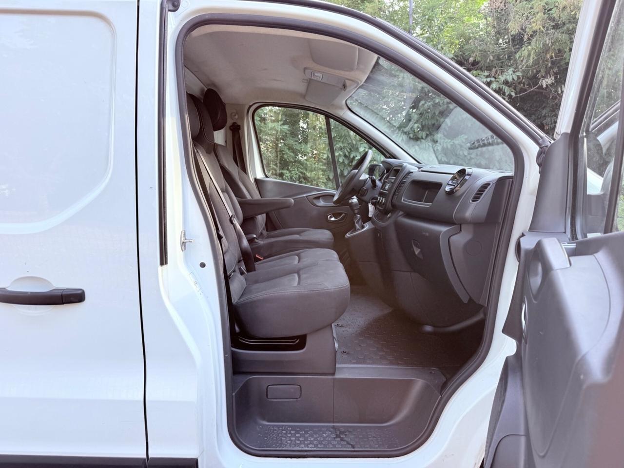 Renault Trafic 2.0 dCi- 2021 - OK PERMUTE !!!