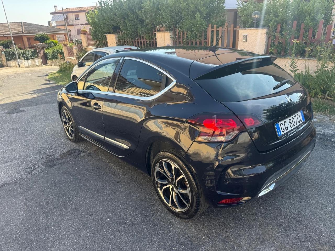 Citroen C4 DS4. BlueHDi 110 S&S Shine