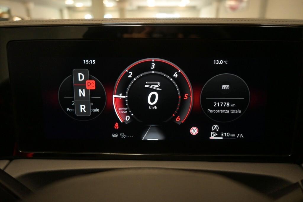 VOLKSWAGEN TIGUAN NEW 2.0 TDI 150CV DSG R-LINE ( FARI IQ-LIGHT - DIGITAL COCKPIT - ADAPTIVE CRUISE - PELLE - CLIMATRONIC - AMBIENT LIGHTS - APP CONNECT - PARK ASSIST - TELECAMERA POST. - CERCHI 19 )