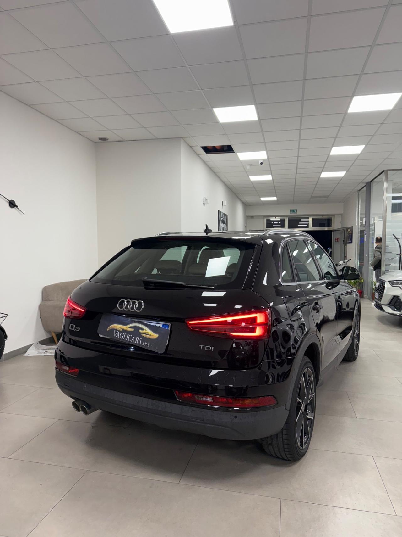 Audi Q3 2.0 TDI 150 CV quattro S tronic Sport