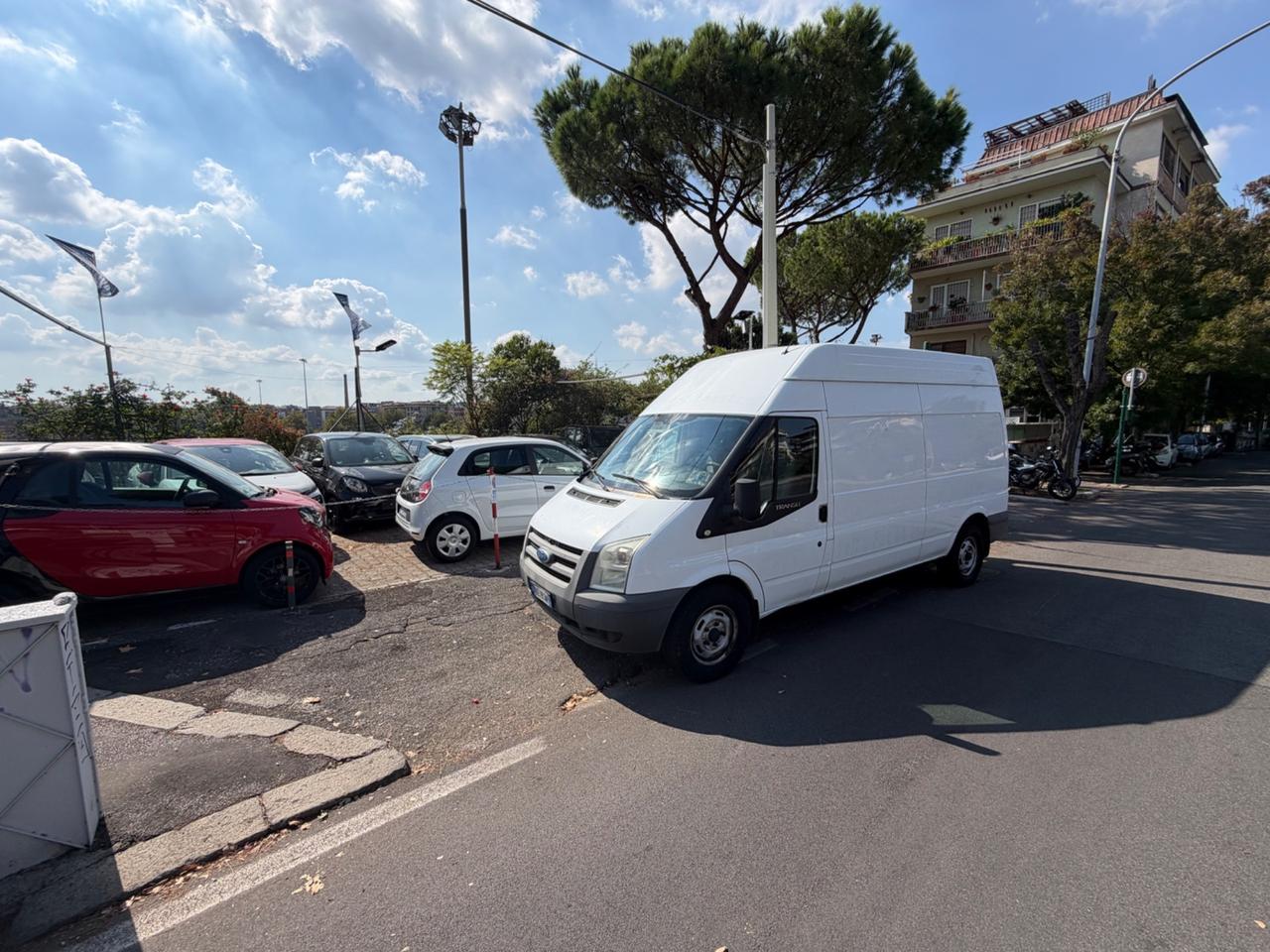Ford Transit Courier 350l VAN 2.2.