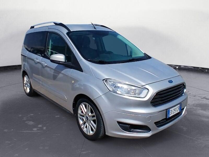 Ford Tourneo Courier 1.6 TDCI 95 CV Titanium