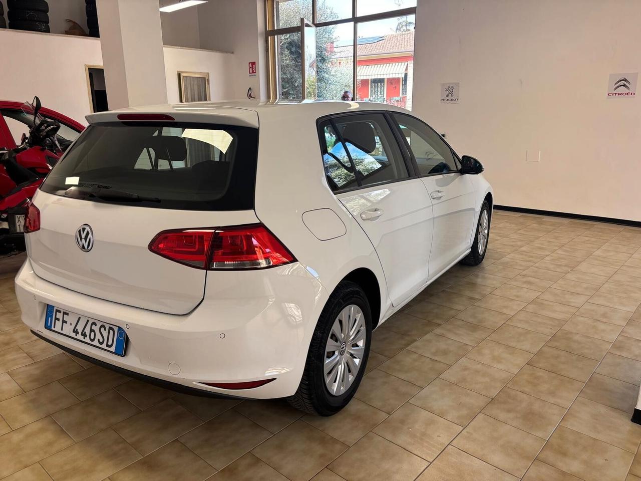 VOLKSWAGEN GOLF 7 ANNO 2016 BZ 1.2 TSI ADATTA NEOPATENTATI KM 104 MILA