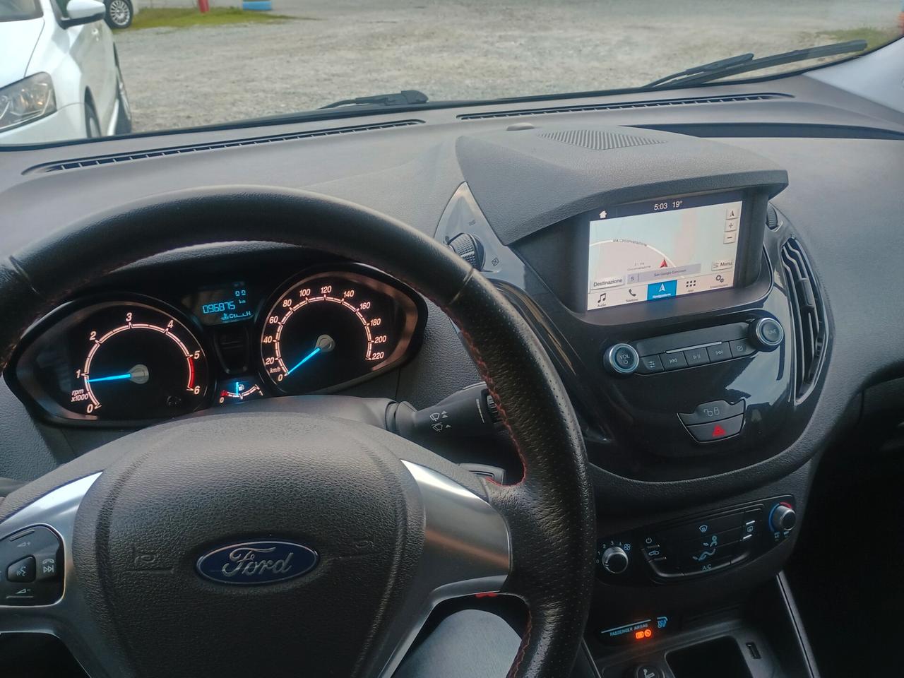 FORD TURNEO CUSTOM GANCIO TRAINO
