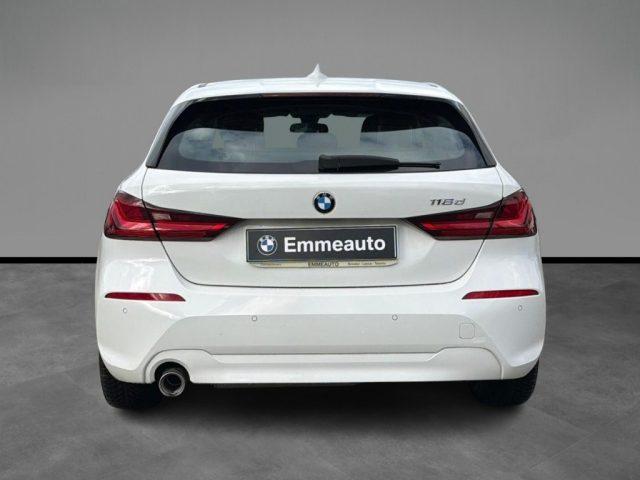 BMW 116 d 5p. Business Advantage