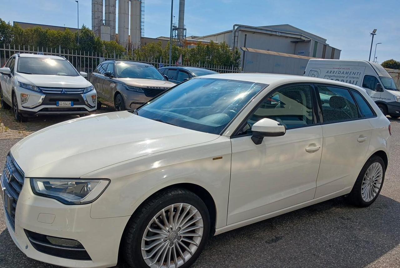 Audi A3 Cabrio 1.6 TDI clean diesel Ambition