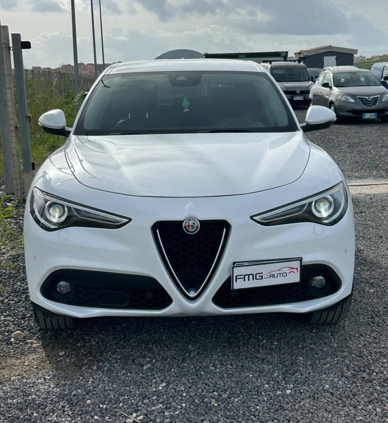 Alfa Romeo Stelvio 2.2 Turbodiesel 210 CV AT8 Q4 Executive