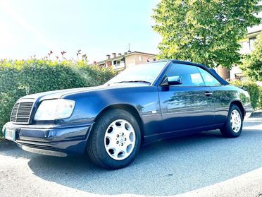 MERCEDES-BENZ E 200 cat Cabriolet ISCRITTA ASI
