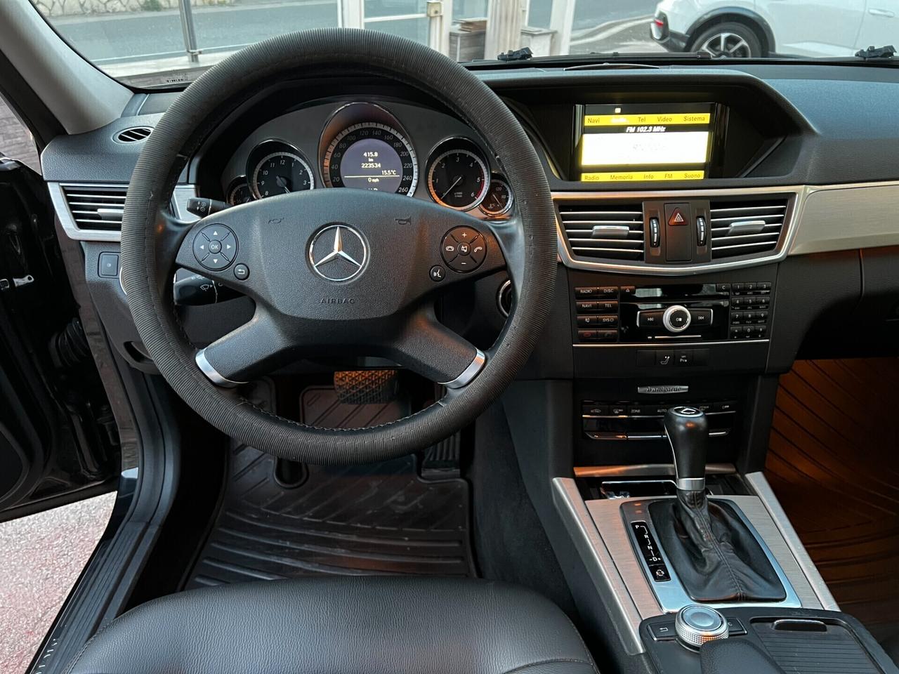 Mercedes-benz E 220 CDI BlueEFFICIENCY -2011