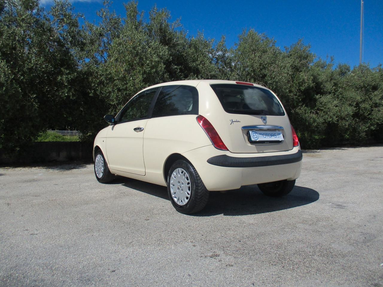 Lancia Ypsilon 1.2 PLATINO