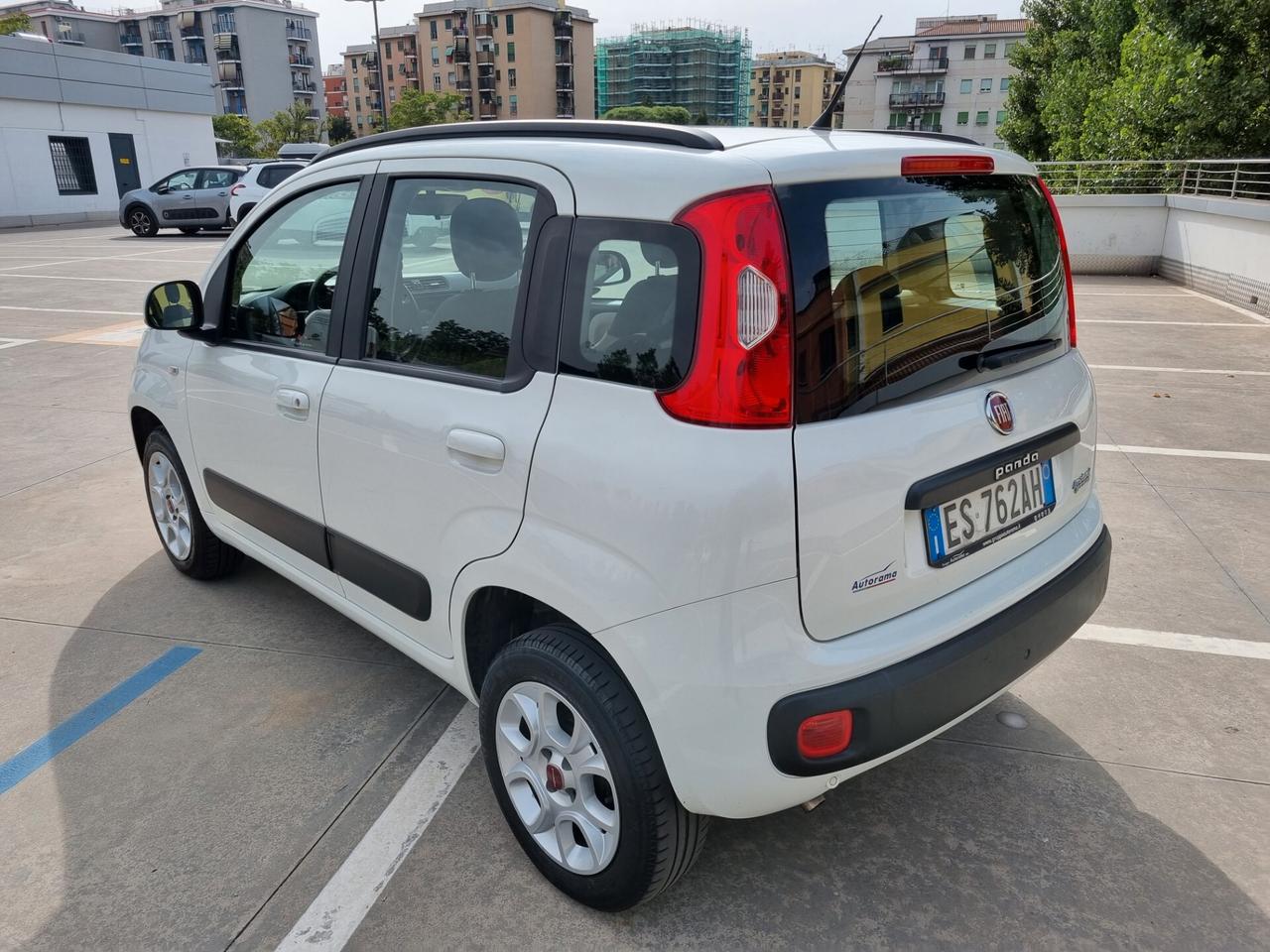 Fiat Panda 0.9 TwinAir Turbo Natural Power Lounge