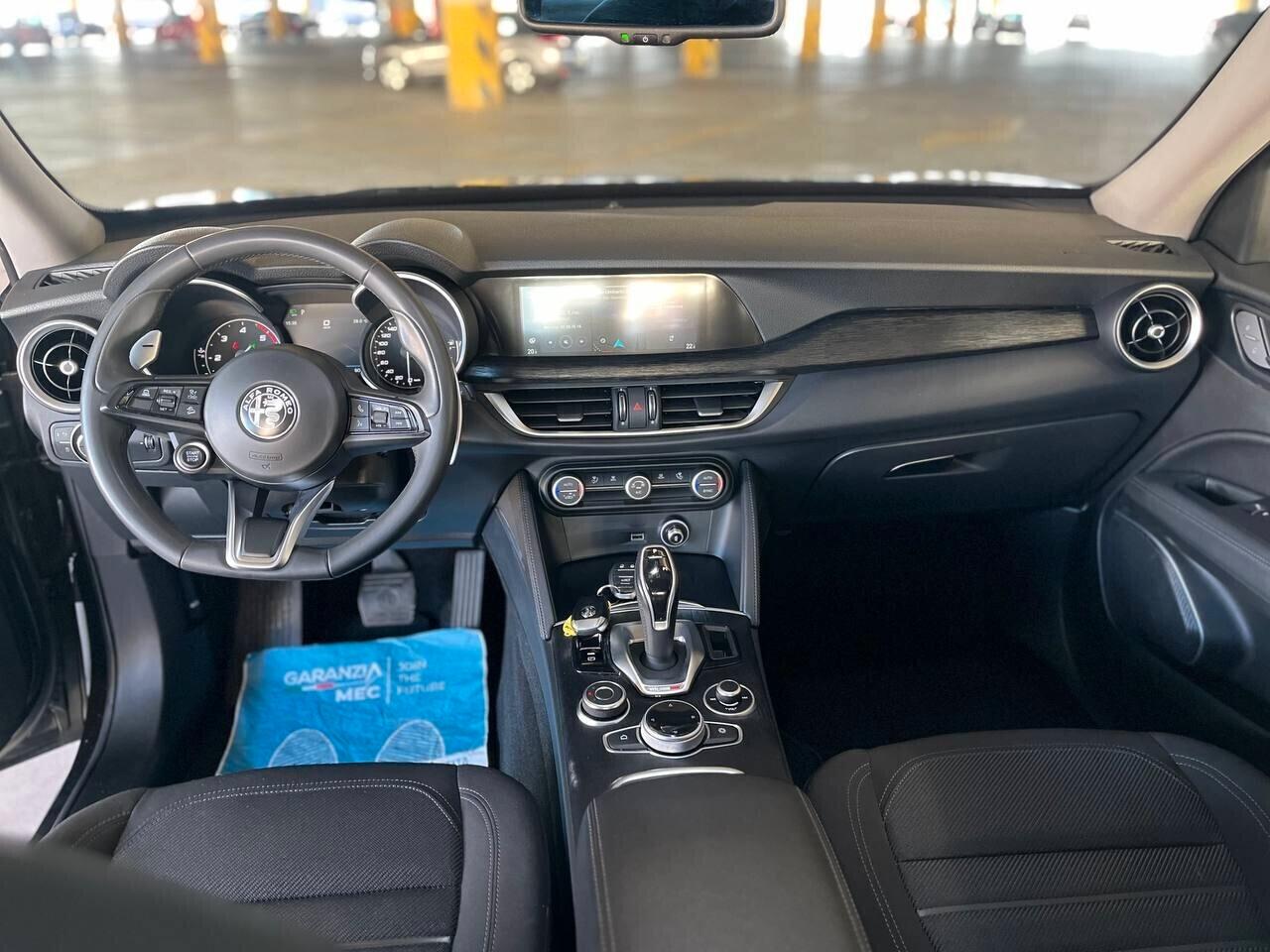 Alfa Romeo Stelvio 2.2 Turbodiesel 160 CV AT8 RWD Business