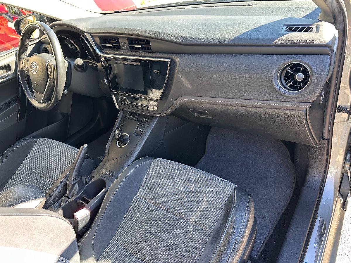 TOYOTA - Auris - TS 1.8 Hybrid Lounge #UNICOPROPRIETARIO