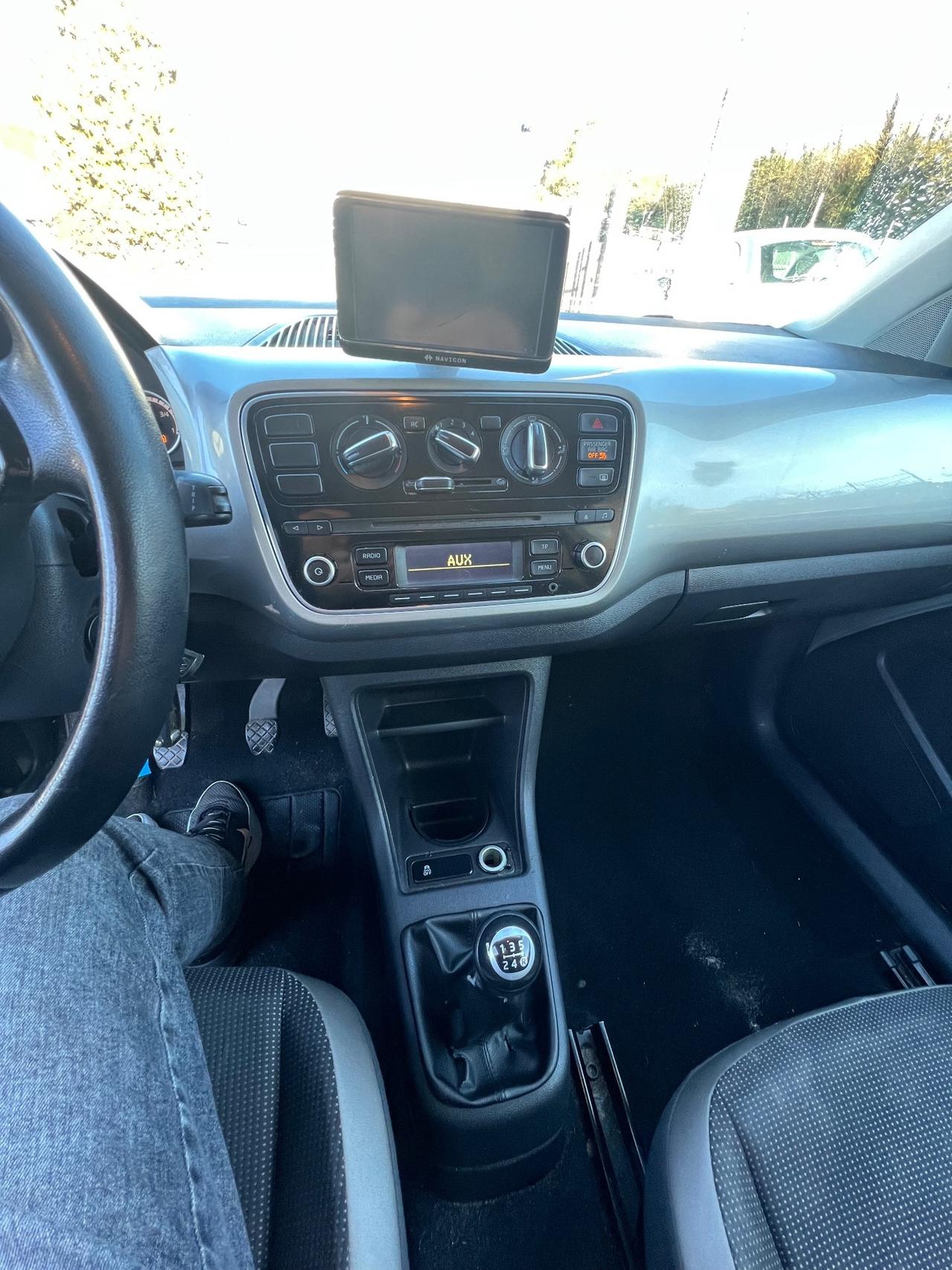 Volkswagen up! 1.0 75 CV 3p. high