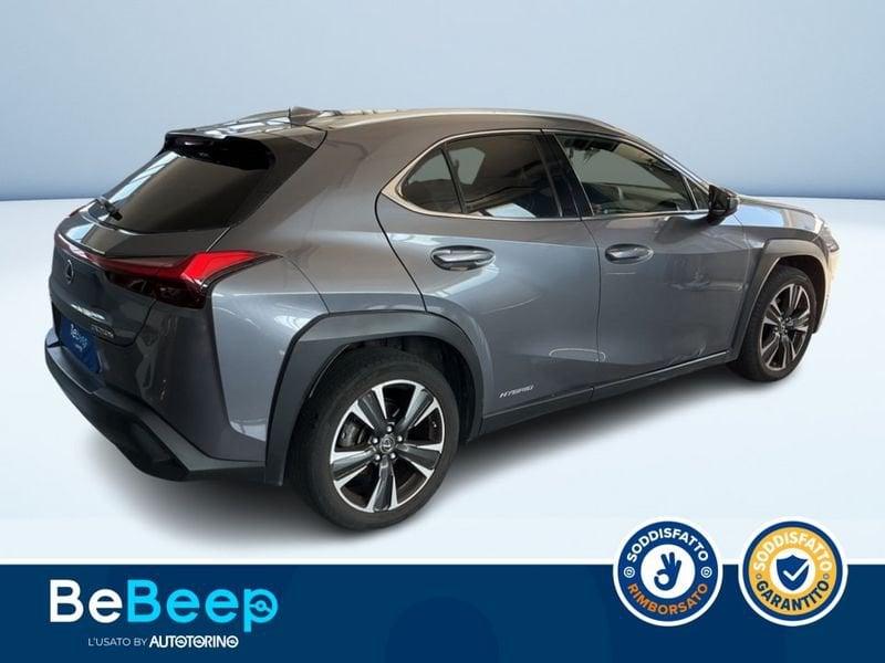 Lexus UX 2.0 PREMIUM 4WD CVT