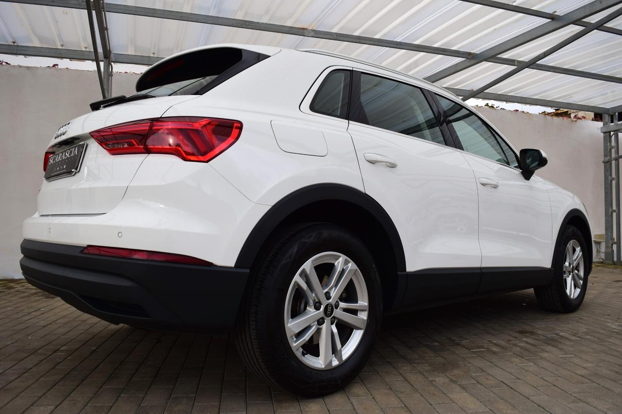 Audi Q3 35 1.5 TFSI 150 cv S-tronic Business