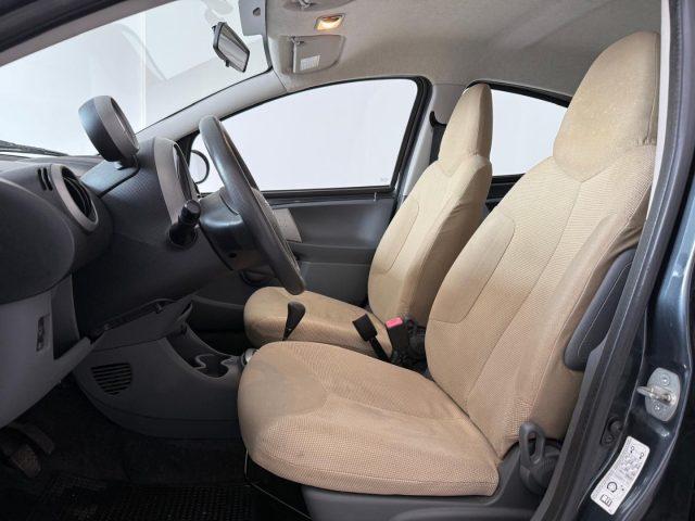 PEUGEOT 107 1.0 68CV 5p. Sweet Years 2Tronic