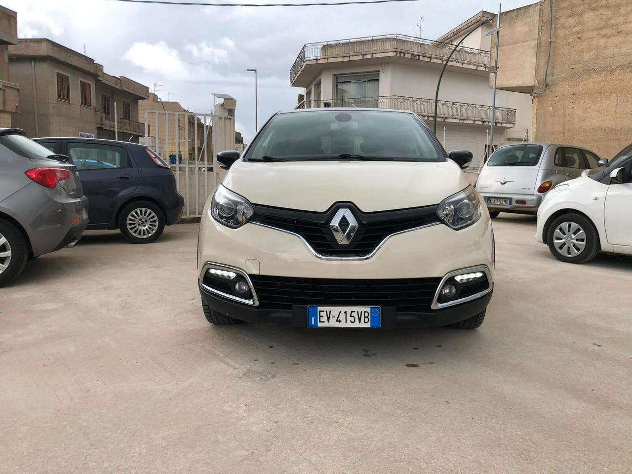 RENAUL CAPTUR 0.9 TCe 90CV ENERGY R-LINK - 2014