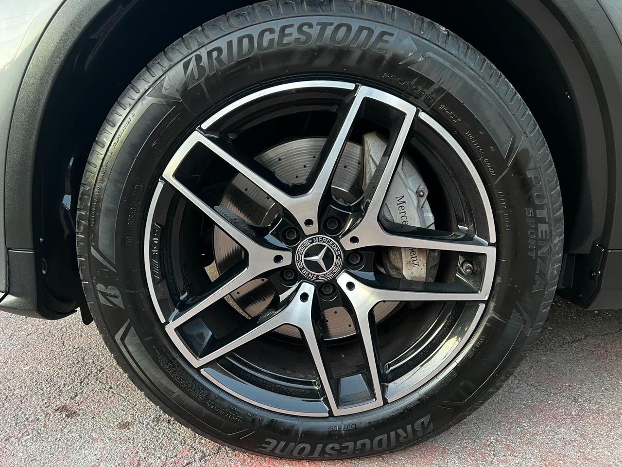 Mercedes-benz GLC Coupe 250 D 4Matic-AMG-2019