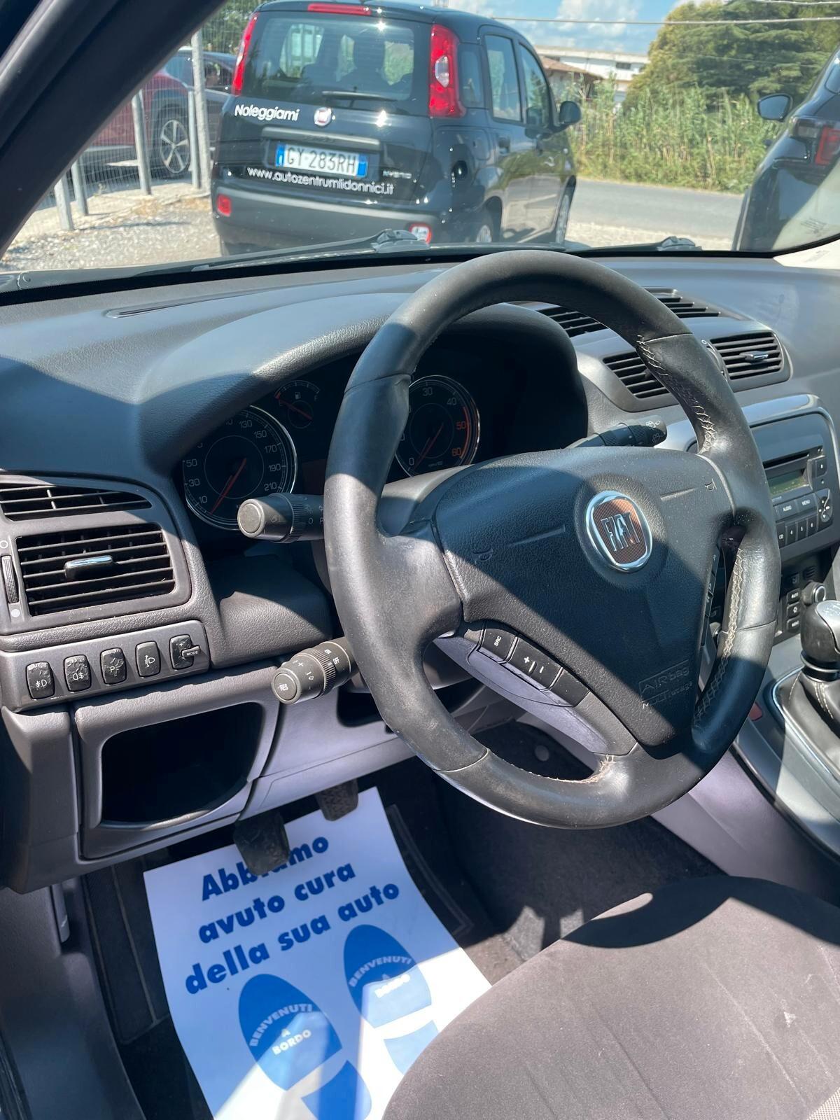 Fiat Croma 1.9 Multijet Emotion