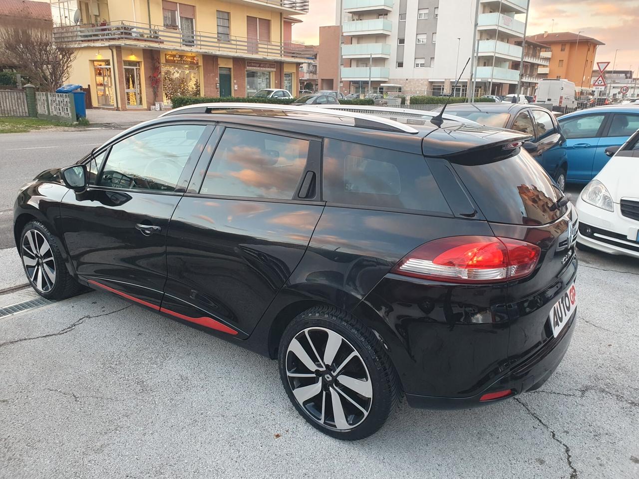 Renault Clio Sporter 1.5 dCi 90CV neopatent 2014
