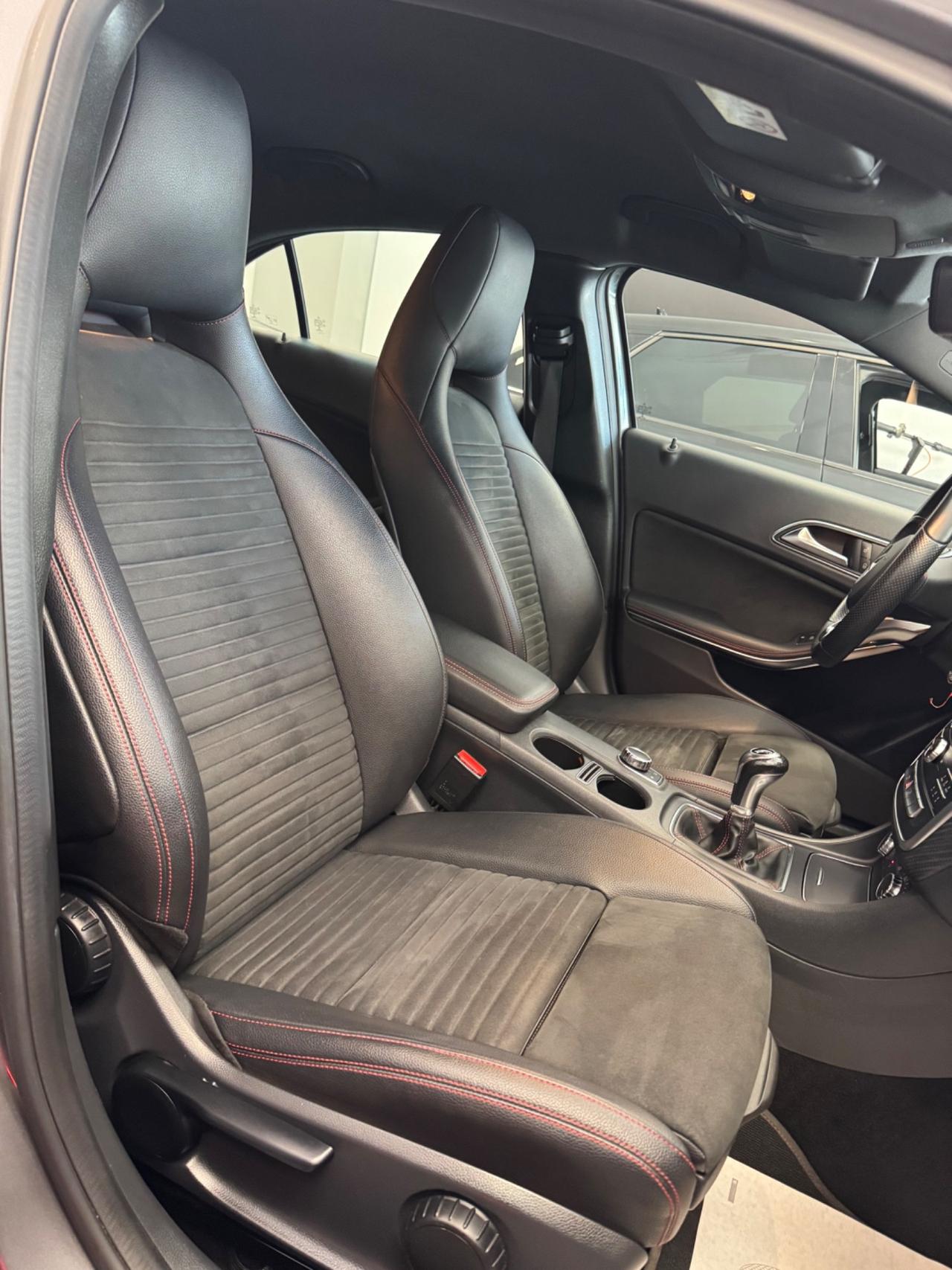 Mercedes-benz A 180 d Premium AMG Finanziabile